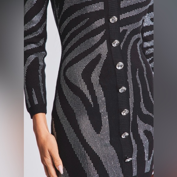 A651. RETROFETE Elvira Knit Dress in Black - Picture 4 of 5